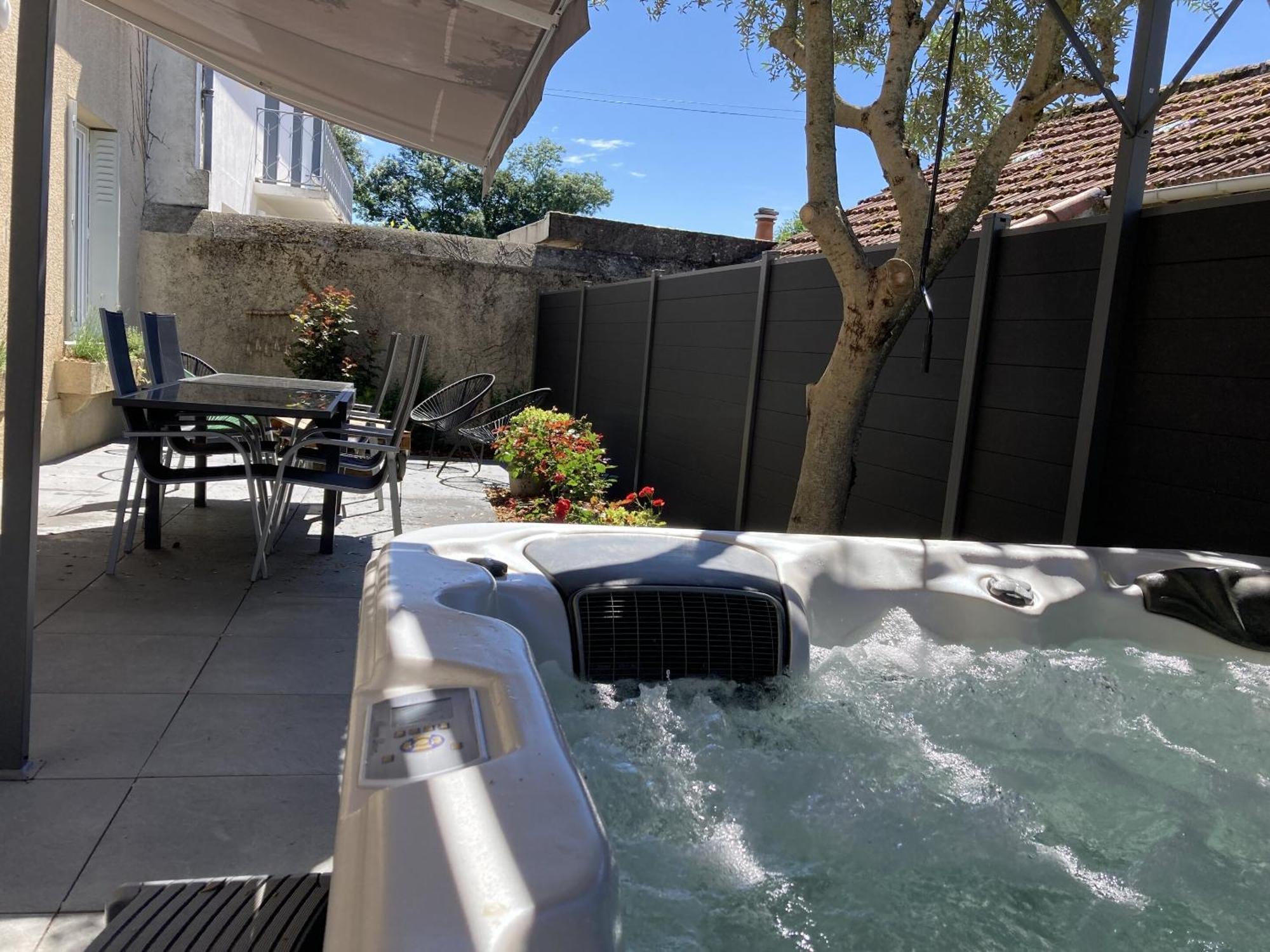 Location Appartement Des Pyrenees Borderes-sur-l'Echez Eksteriør bilde