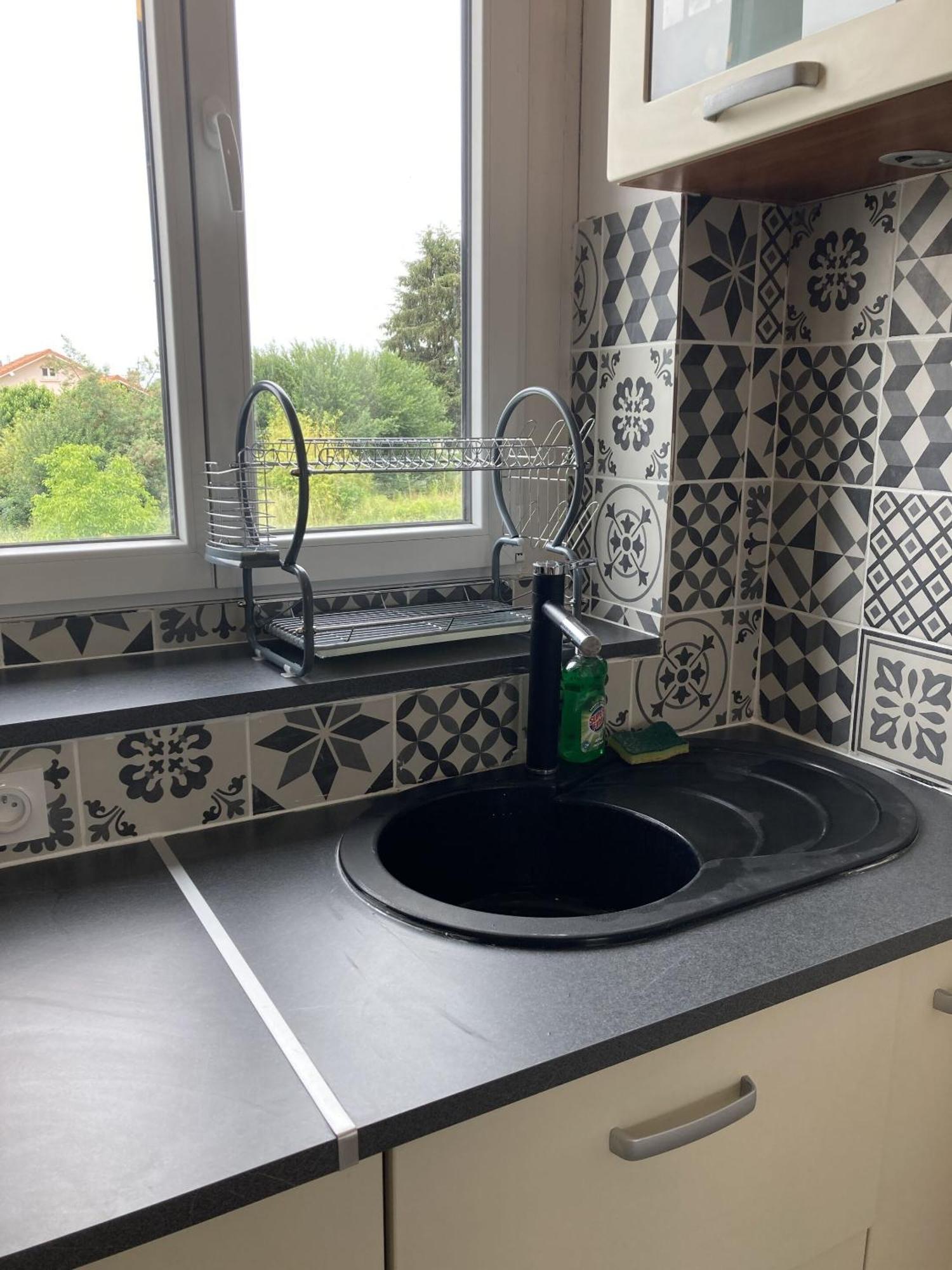 Location Appartement Des Pyrenees Borderes-sur-l'Echez Rom bilde