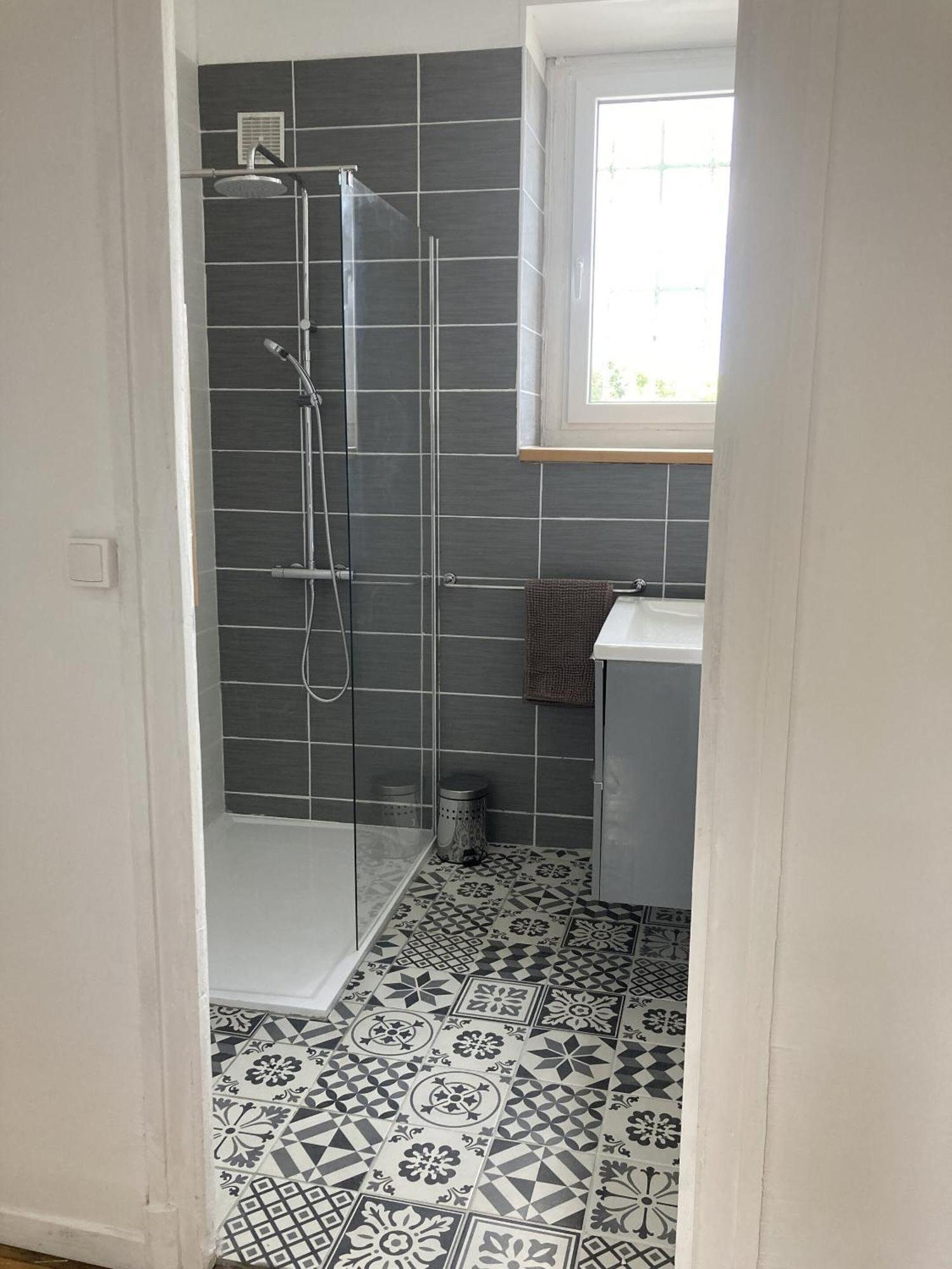 Location Appartement Des Pyrenees Borderes-sur-l'Echez Rom bilde