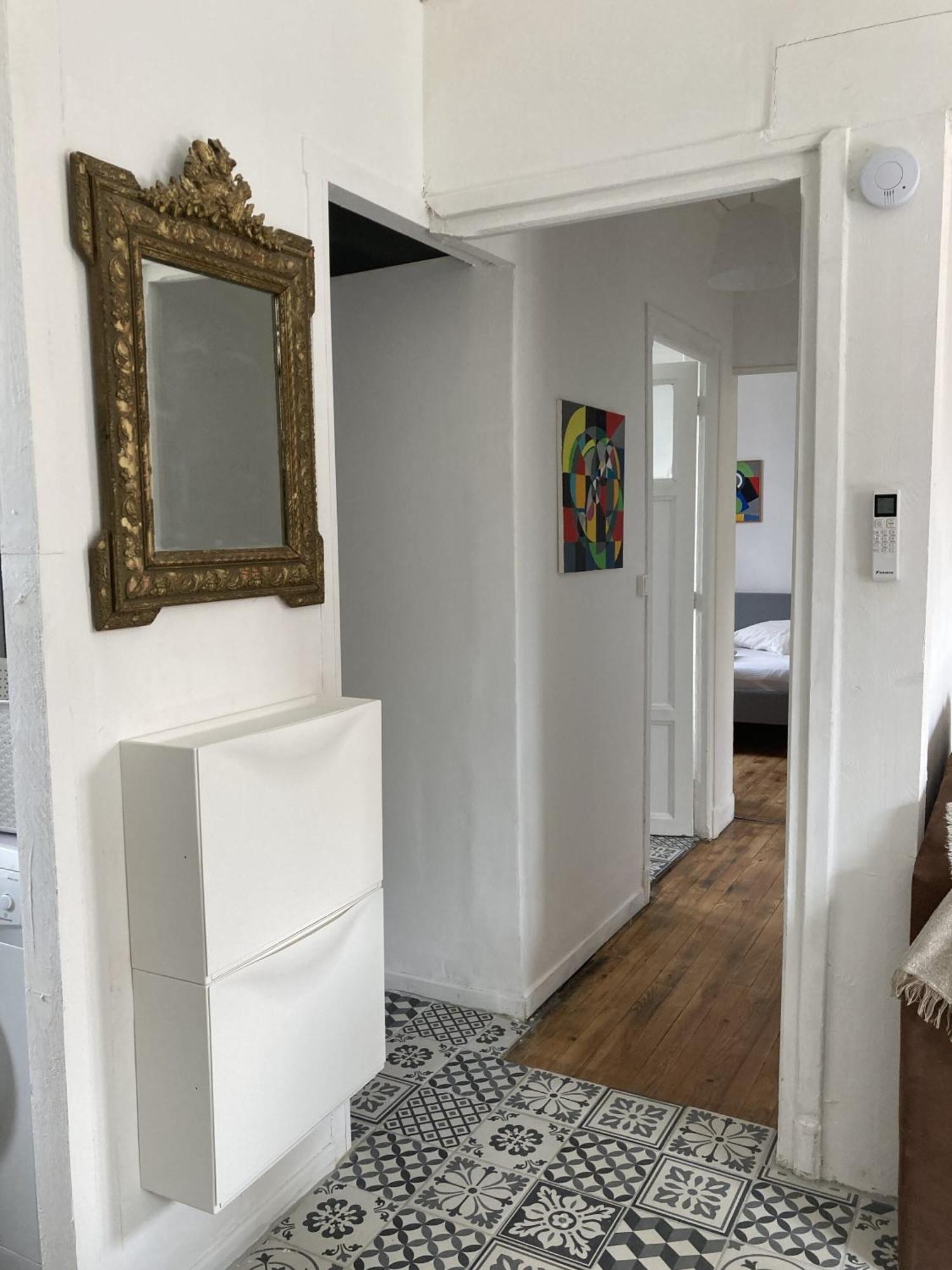 Location Appartement Des Pyrenees Borderes-sur-l'Echez Rom bilde