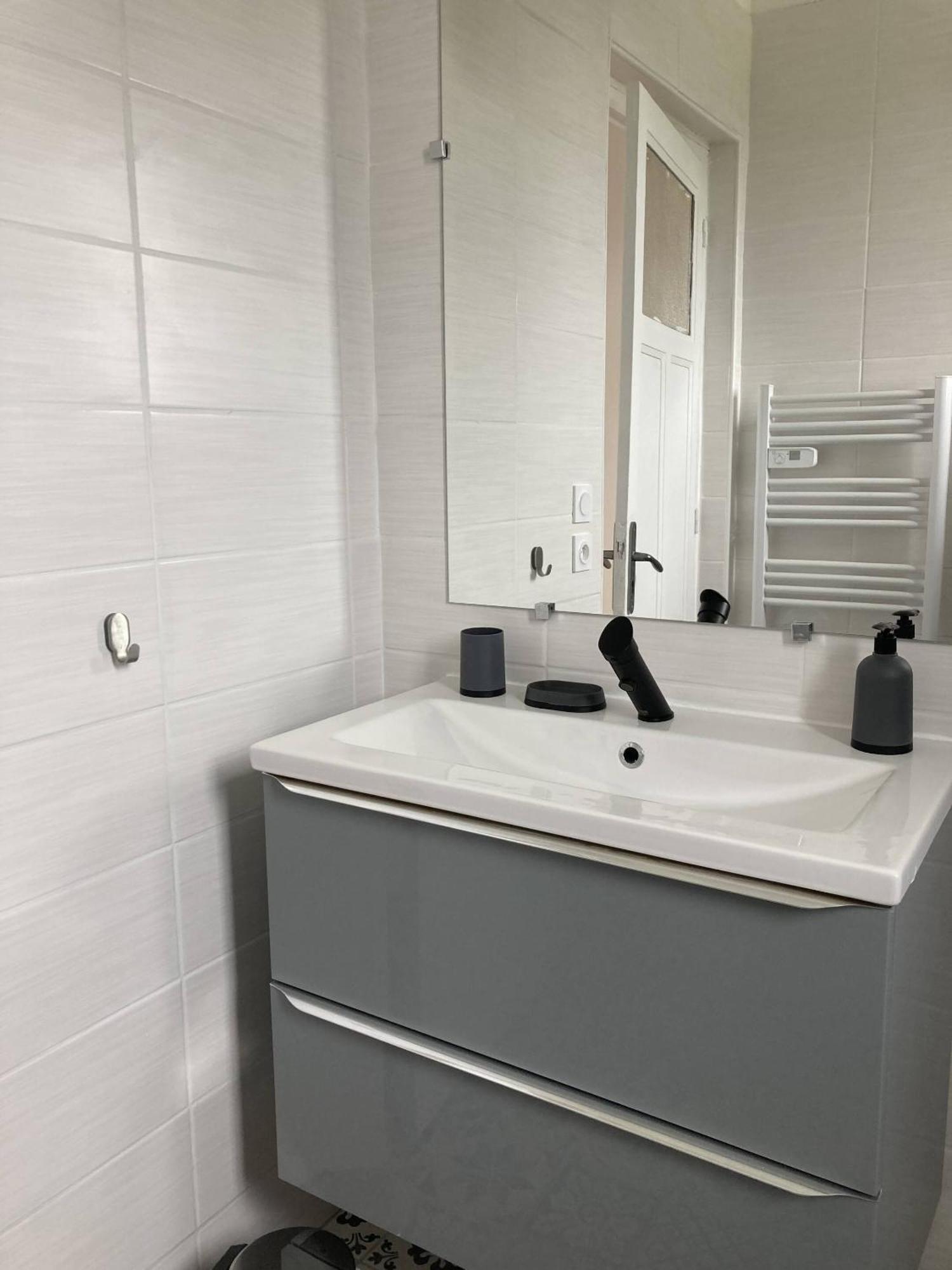 Location Appartement Des Pyrenees Borderes-sur-l'Echez Eksteriør bilde
